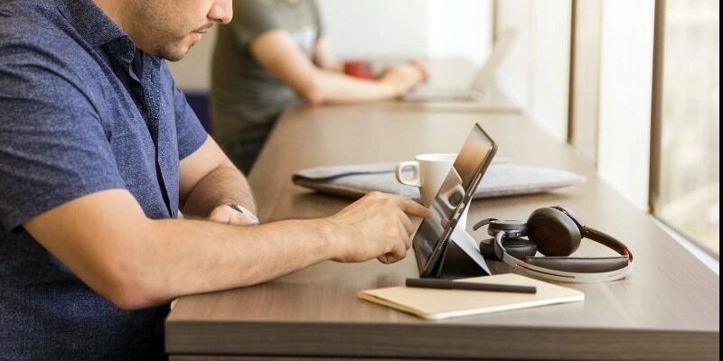 Sự nghiệp ấn tượng, không ngừng phát triển của tác giả